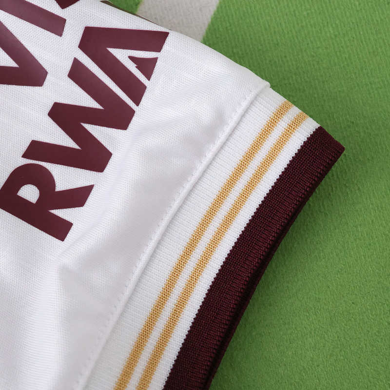 COMBO Arsenal 2025/26 Home, Away, Third and 92/94 Remake Jerseys